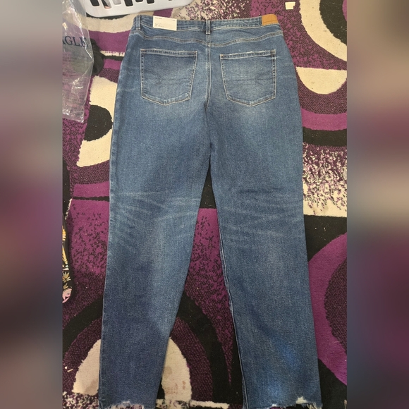 AMERICAN EAGLE MOM JEANS - Picture 4 of 4